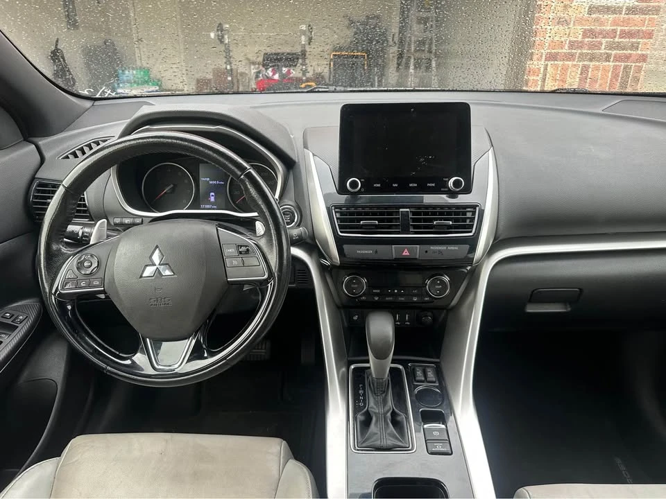2022 Mitsubishi Eclipse Cross - Image 7 of 9