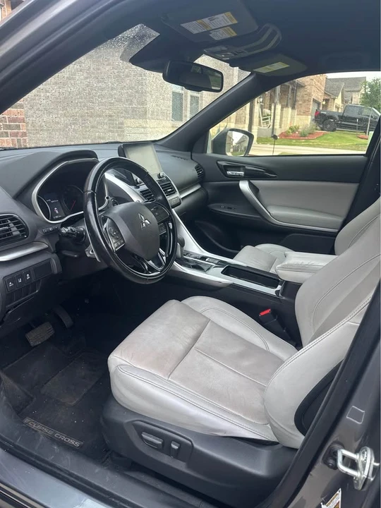 2022 Mitsubishi Eclipse Cross - Image 3 of 9