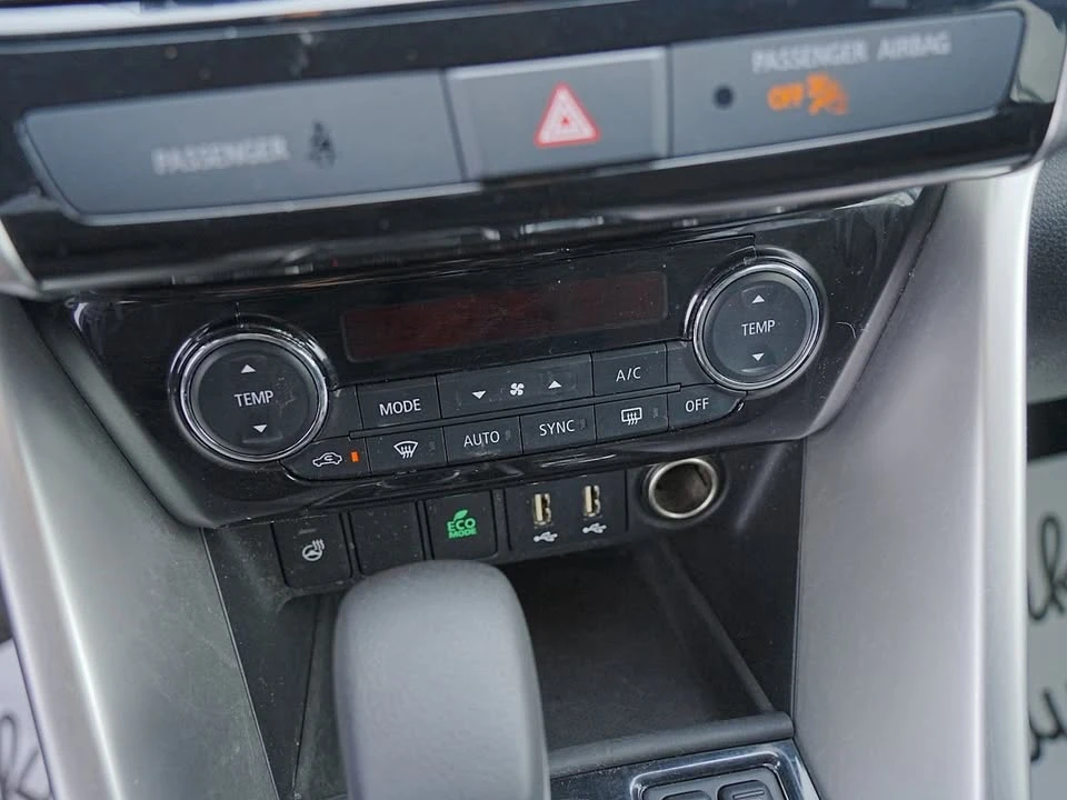 2022 Mitsubishi Eclipse Cross - Image 16 of 20