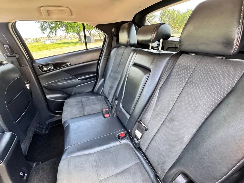 2022 Mitsubishi Eclipse Cross - Image 18 of 20