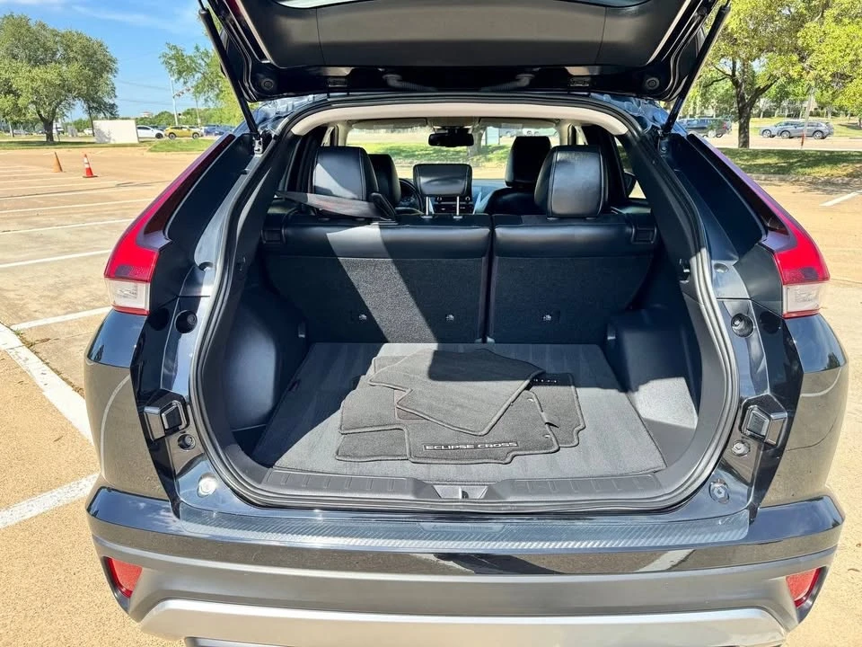 2022 Mitsubishi Eclipse Cross - Image 10 of 20