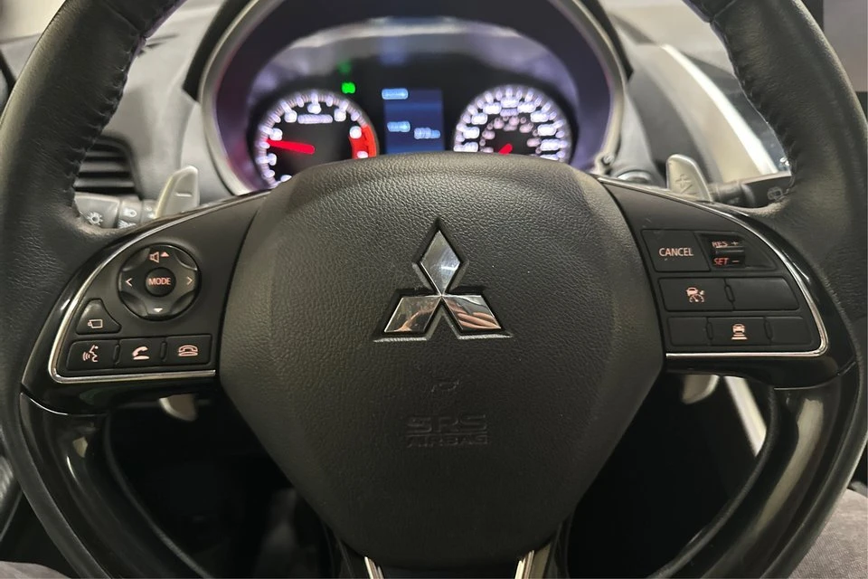 2022 Mitsubishi Eclipse Cross - Image 18 of 20