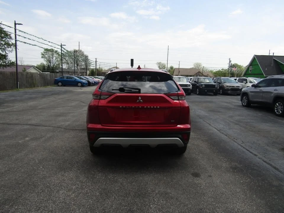 2022 Mitsubishi Eclipse Cross - Image 4 of 18