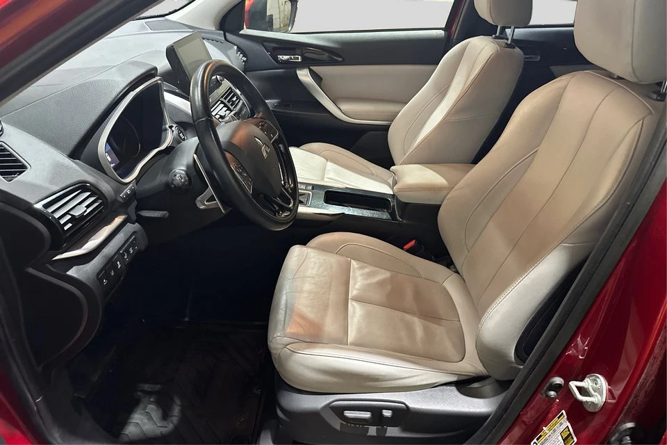 2022 Mitsubishi Eclipse Cross - Image 9 of 20