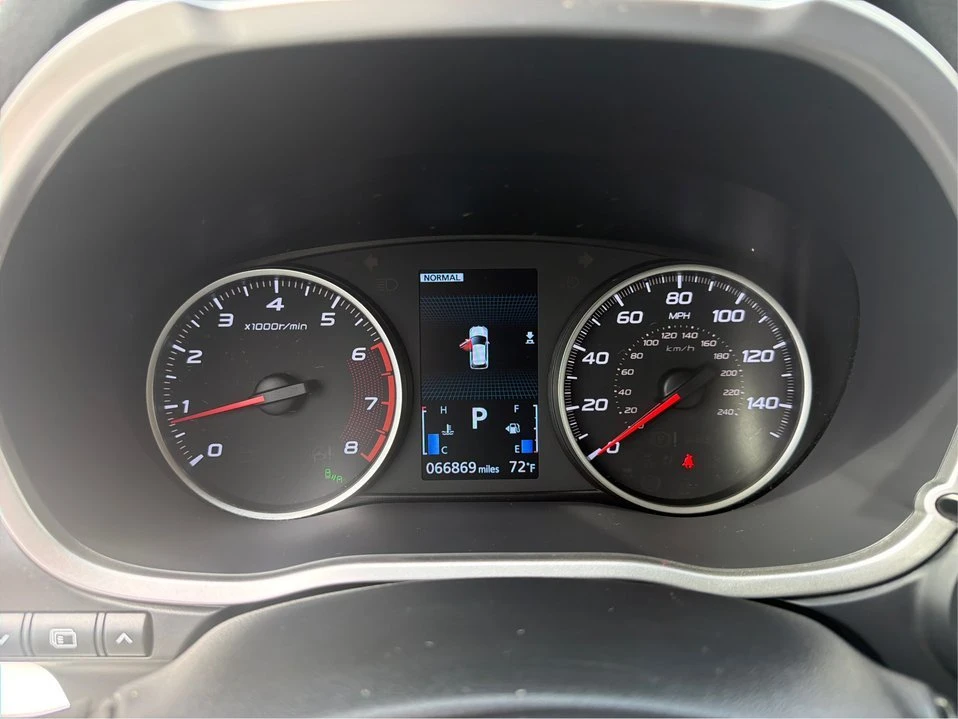 2022 Mitsubishi Eclipse Cross - Image 13 of 20