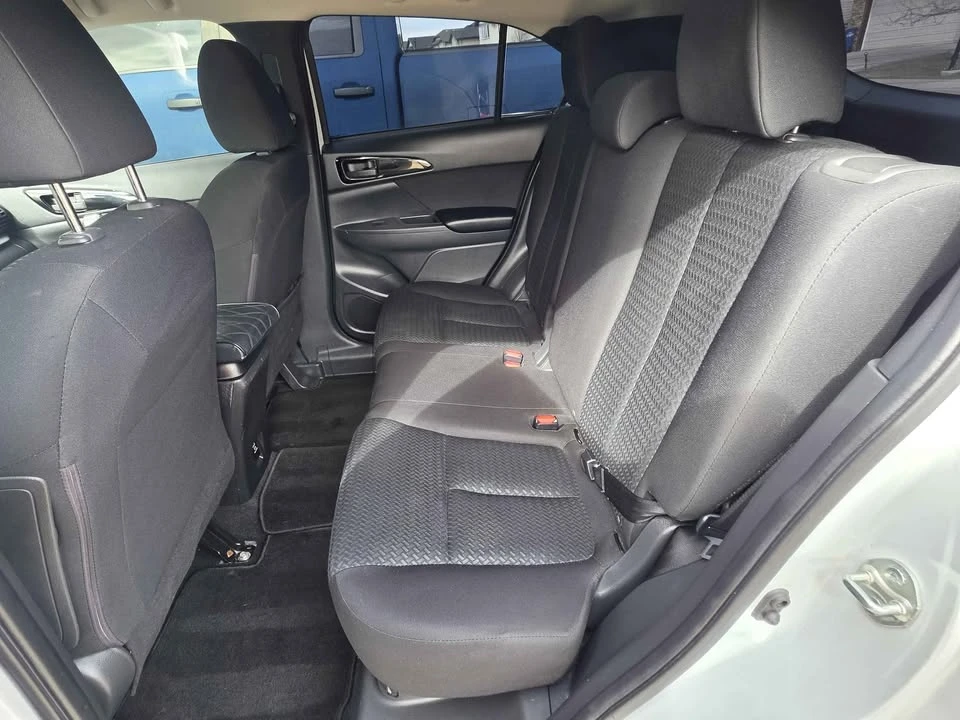 2022 Mitsubishi Eclipse Cross - Image 7 of 9