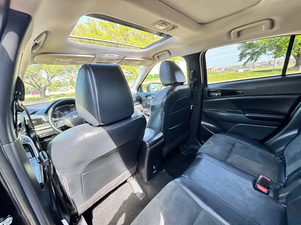 2022 Mitsubishi Eclipse Cross - Image 15 of 20