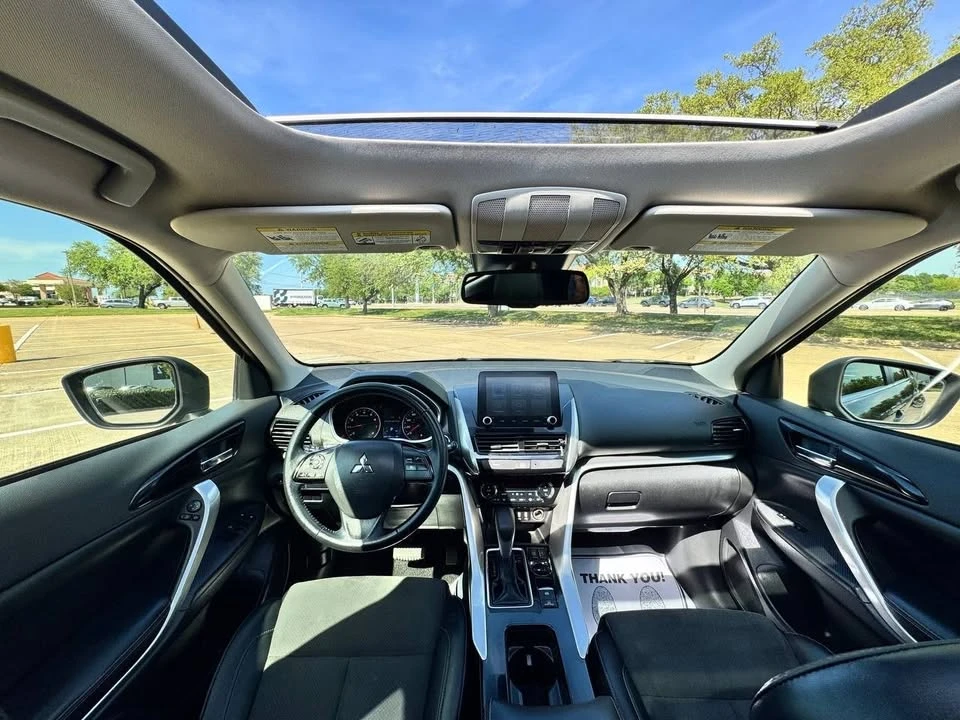 2022 Mitsubishi Eclipse Cross - Image 11 of 20