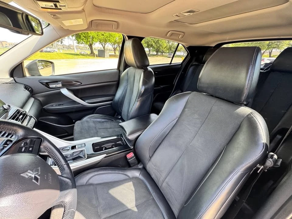 2022 Mitsubishi Eclipse Cross - Image 16 of 20