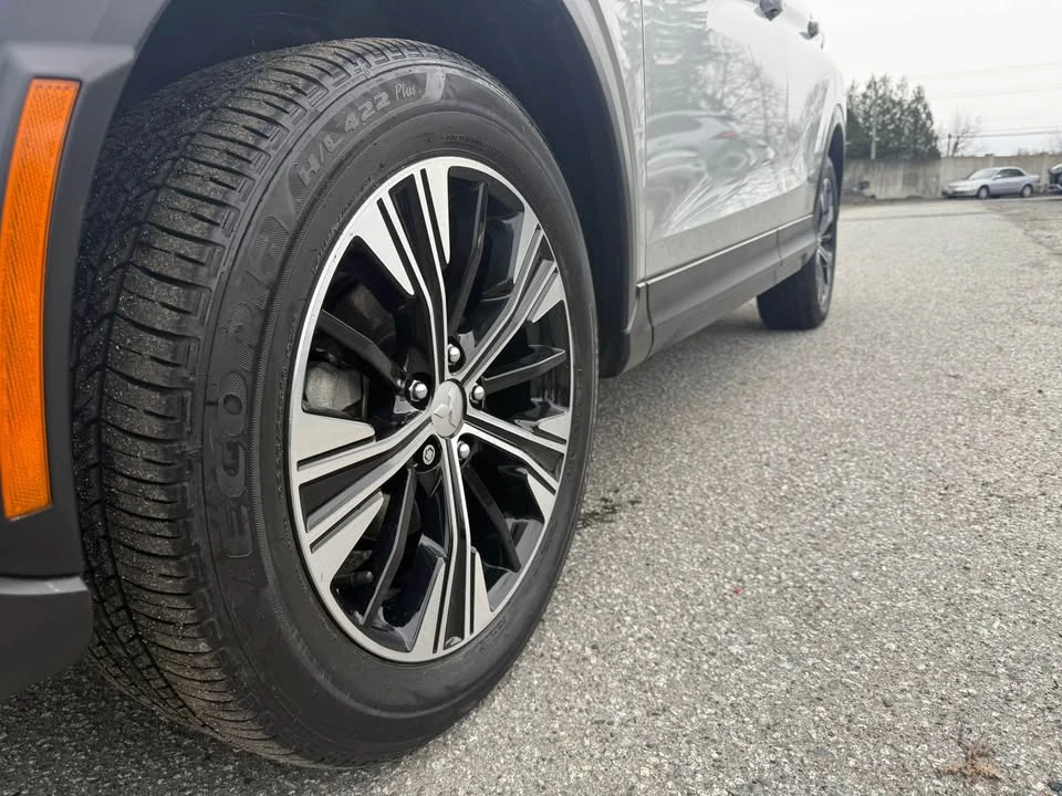 2022 Mitsubishi Eclipse Cross - Image 17 of 19