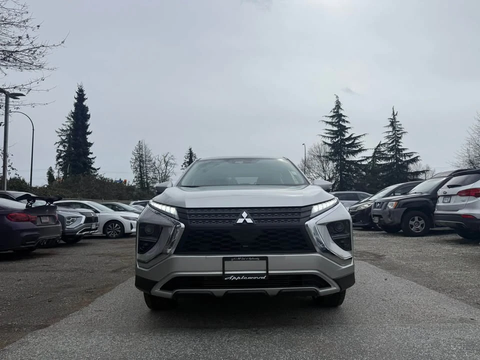 2022 Mitsubishi Eclipse Cross - Image 8 of 19
