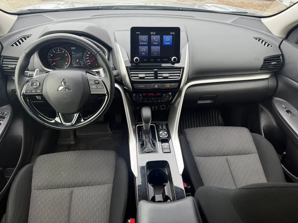 2022 Mitsubishi Eclipse Cross - Image 14 of 19