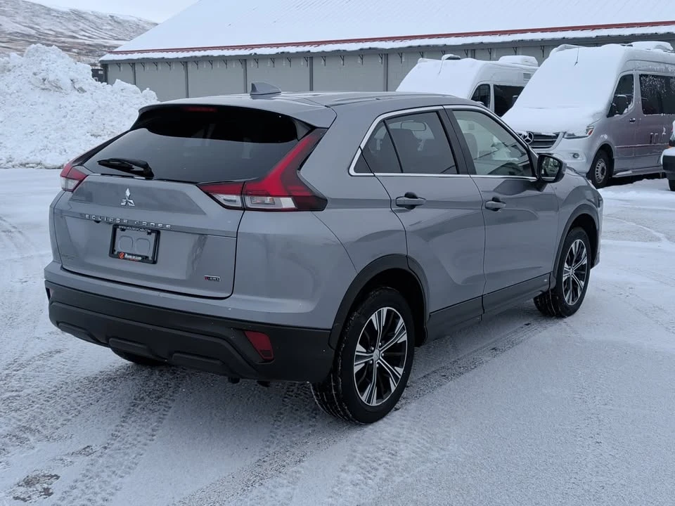 2022 Mitsubishi Eclipse Cross - Image 5 of 13