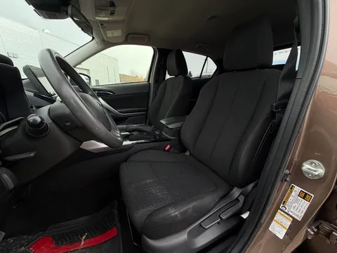 2022 Mitsubishi Eclipse Cross - Image 4 of 11
