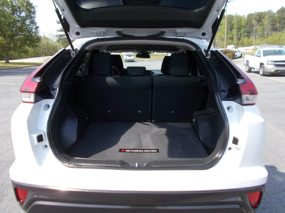 2022 Mitsubishi Eclipse Cross - Image 15 of 20