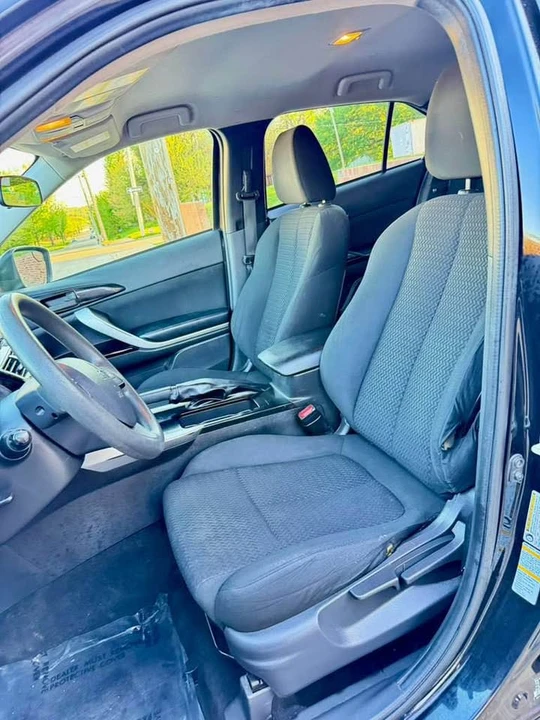 2022 Mitsubishi Eclipse Cross - Image 18 of 20