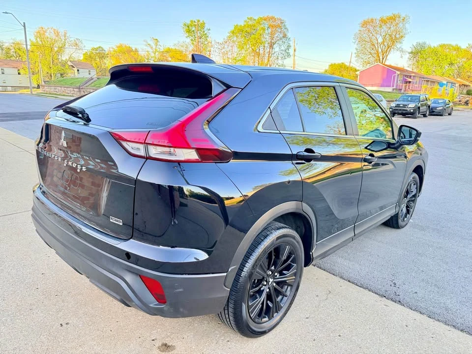 2022 Mitsubishi Eclipse Cross - Image 8 of 20