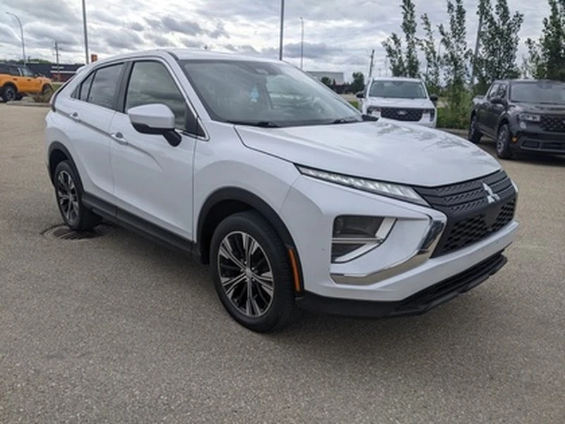 2022 Mitsubishi Eclipse Cross - Image 3 of 18