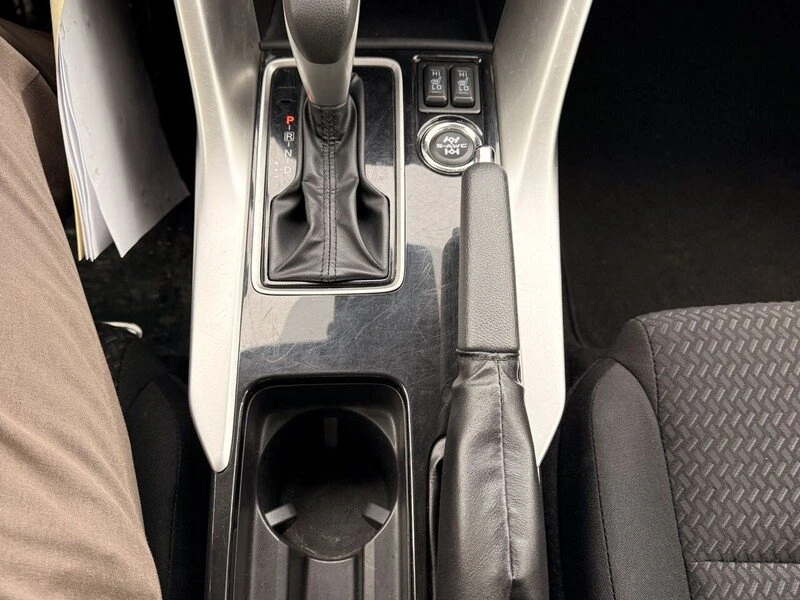 2022 Mitsubishi Eclipse Cross - Image 16 of 16
