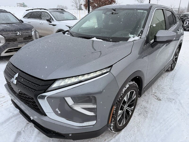 2022 Mitsubishi Eclipse Cross - Image 4 of 16