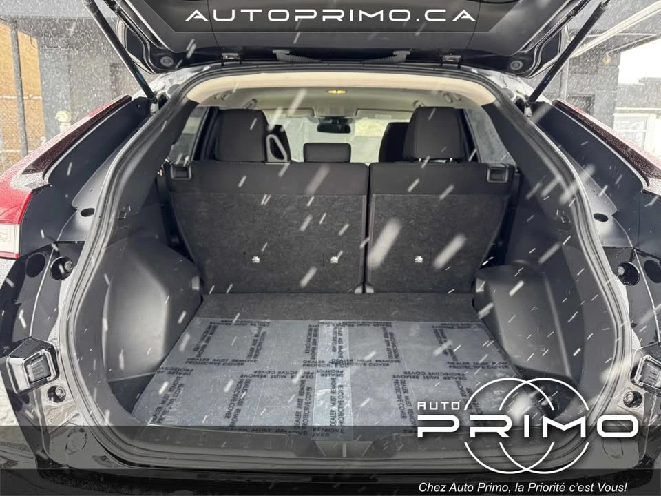 2022 Mitsubishi Eclipse Cross - Image 12 of 20