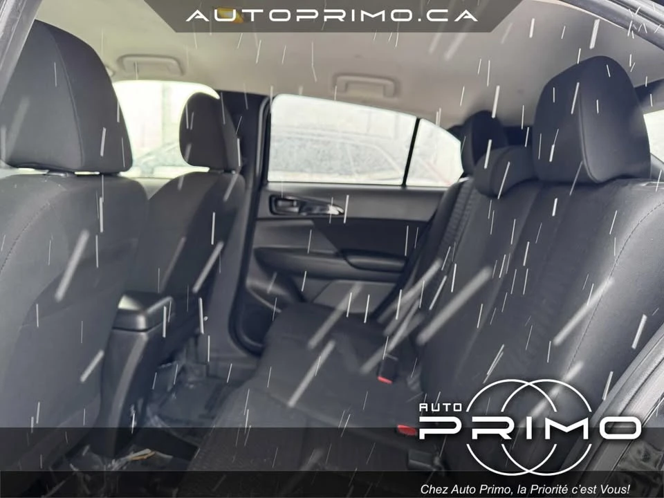 2022 Mitsubishi Eclipse Cross - Image 11 of 20