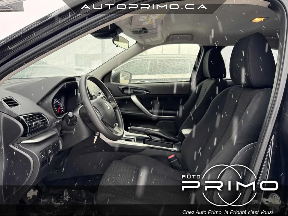 2022 Mitsubishi Eclipse Cross - Image 9 of 20