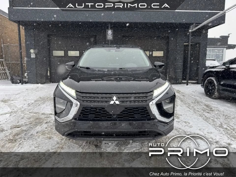 2022 Mitsubishi Eclipse Cross - Image 2 of 20