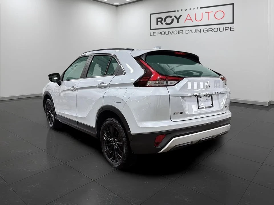 2022 Mitsubishi Eclipse Cross - Image 5 of 20