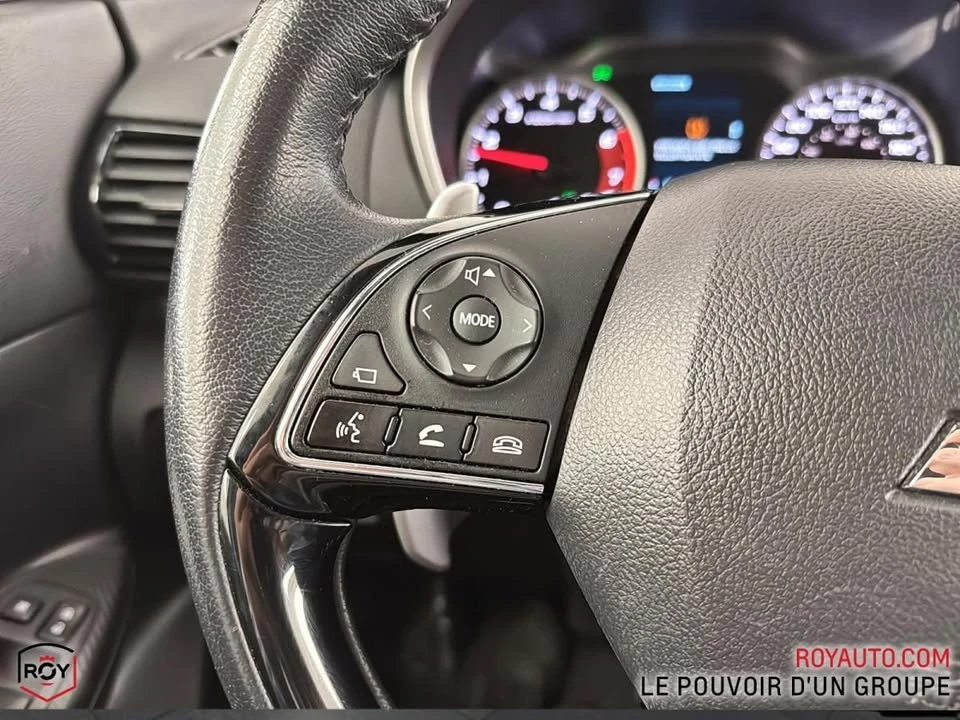 2022 Mitsubishi Eclipse Cross - Image 11 of 20