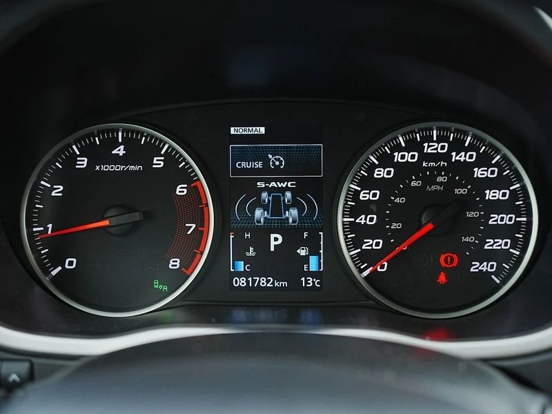 2022 Mitsubishi Eclipse Cross - Image 12 of 19