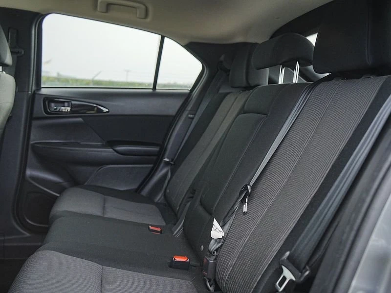 2022 Mitsubishi Eclipse Cross - Image 15 of 19