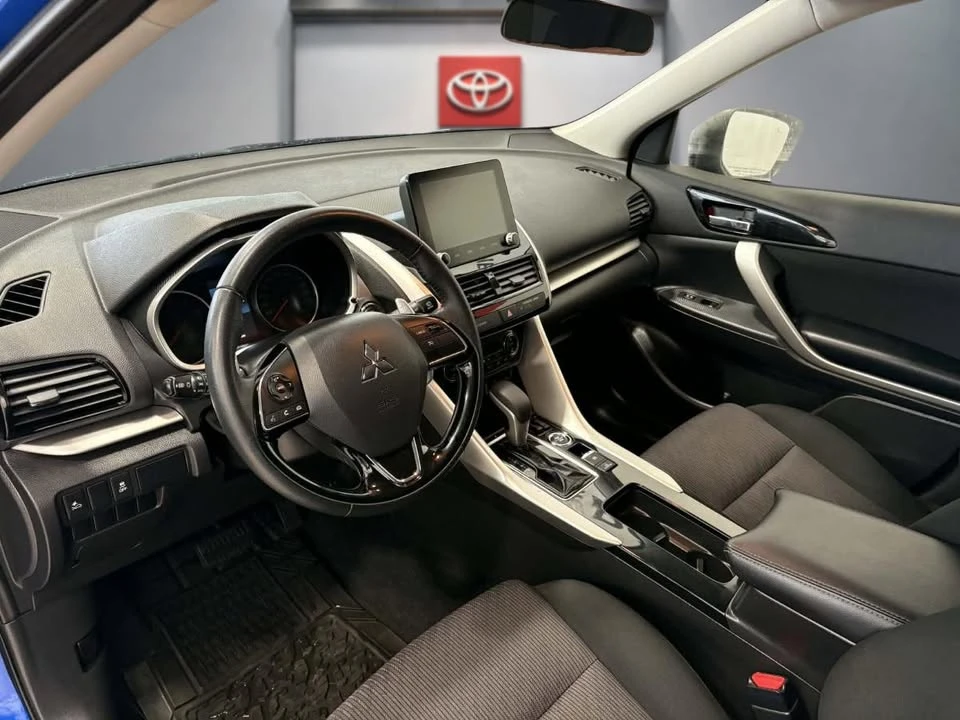 2022 Mitsubishi Eclipse Cross - Image 15 of 15