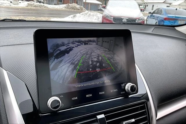 2022 Mitsubishi Eclipse Cross - Image 6 of 10