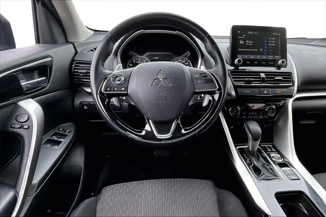 2022 Mitsubishi Eclipse Cross - Image 3 of 10
