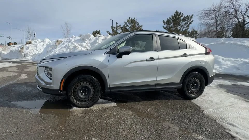 2022 Mitsubishi Eclipse Cross - Image 5 of 10