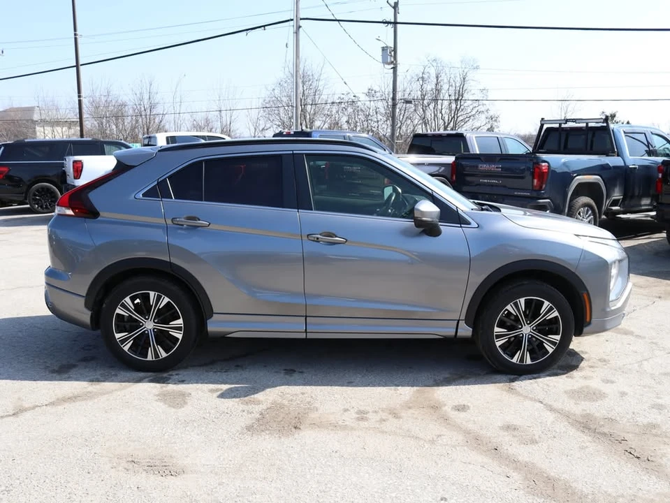 2022 Mitsubishi Eclipse Cross - Image 4 of 9