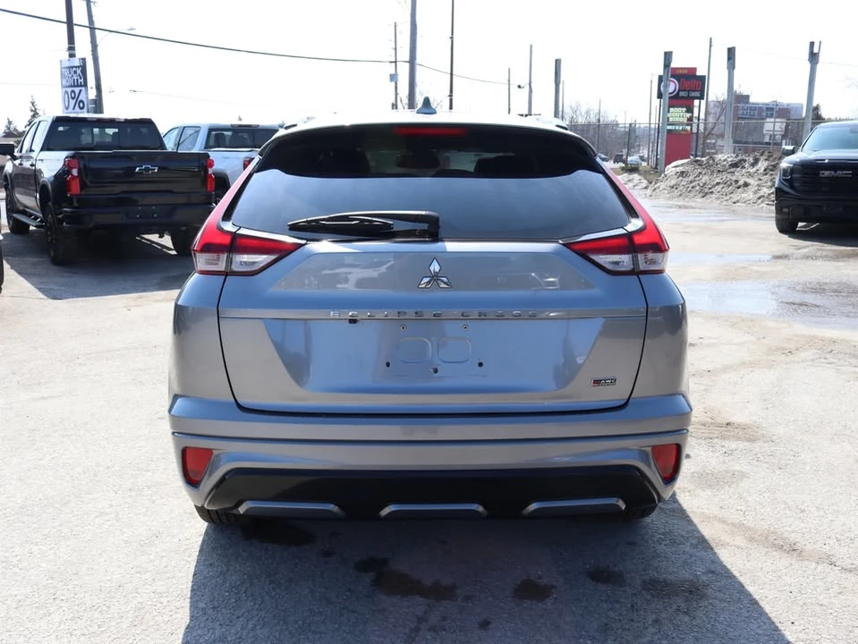 2022 Mitsubishi Eclipse Cross - Image 3 of 9