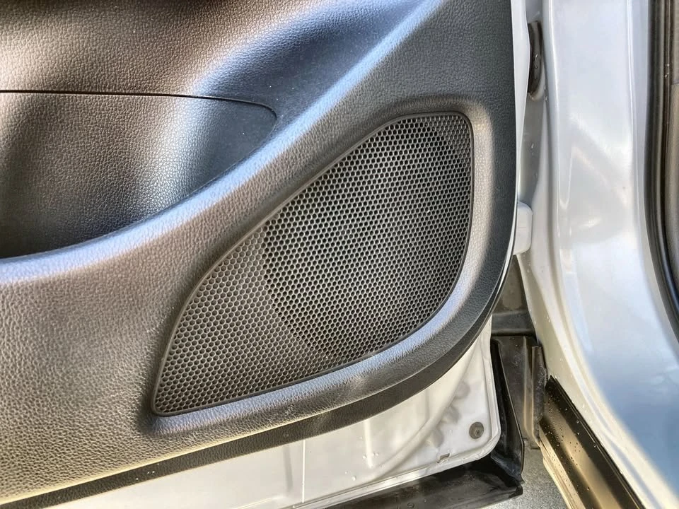 2022 Mitsubishi Eclipse Cross - Image 19 of 20