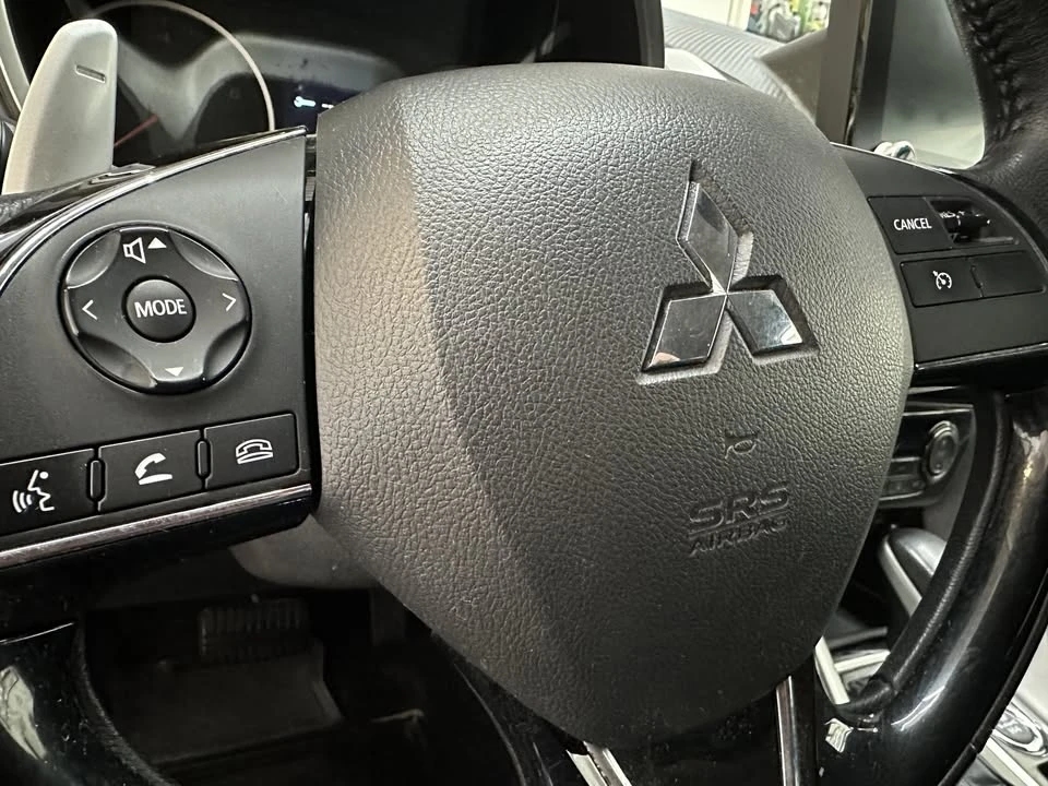 2022 Mitsubishi Eclipse Cross - Image 8 of 20