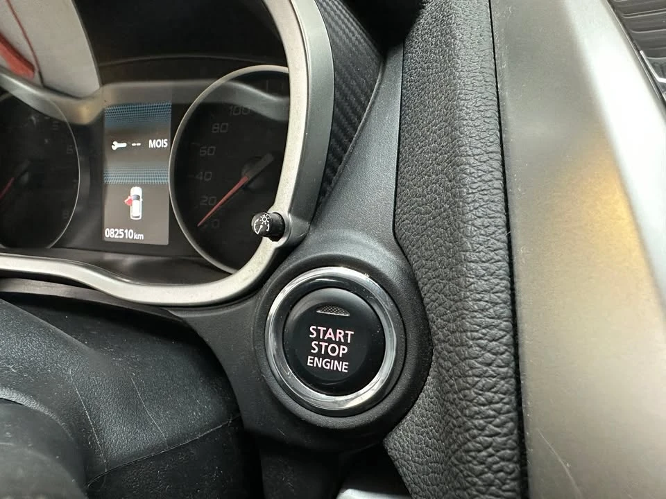 2022 Mitsubishi Eclipse Cross - Image 12 of 20