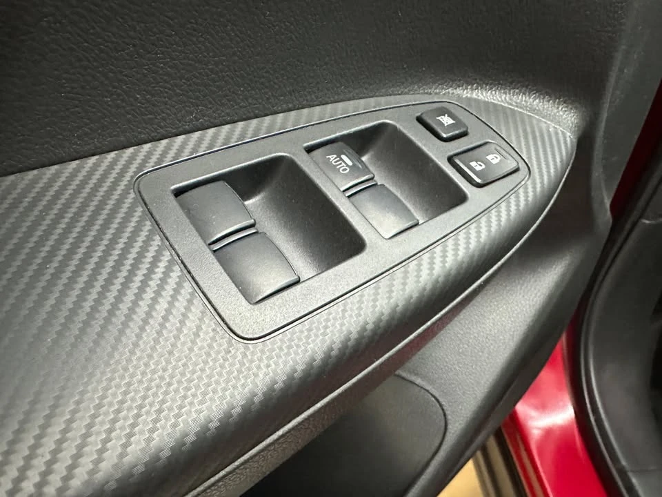 2022 Mitsubishi Eclipse Cross - Image 10 of 20