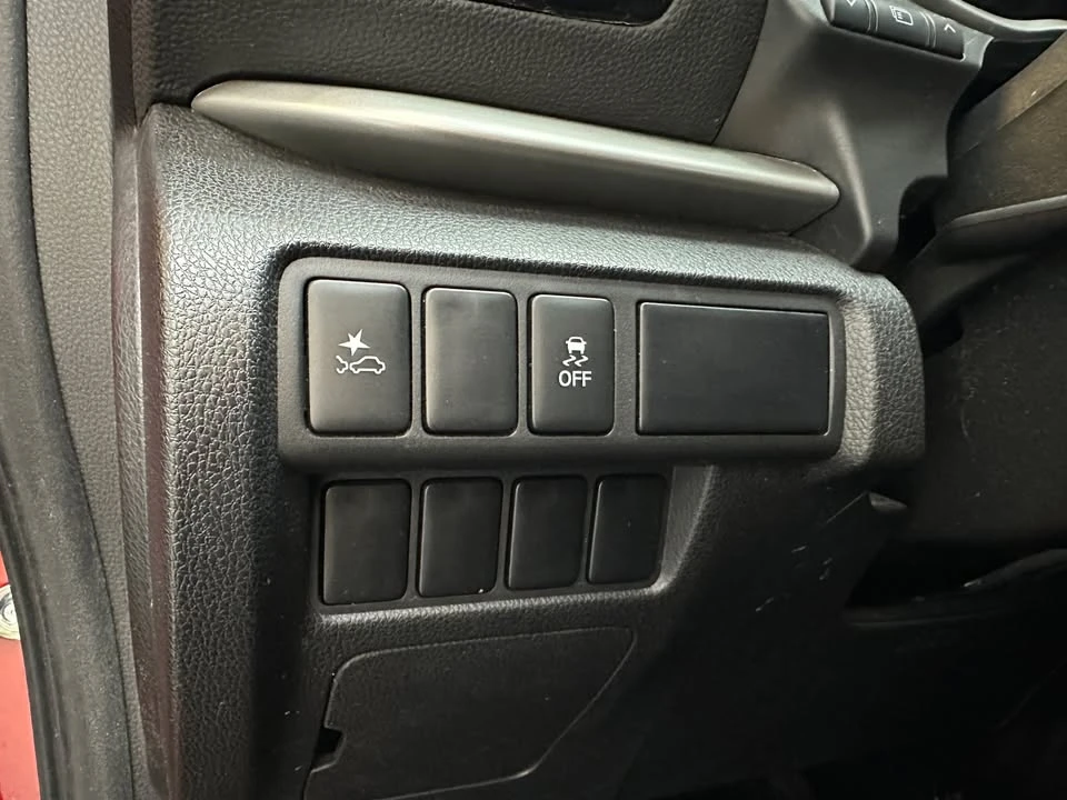 2022 Mitsubishi Eclipse Cross - Image 13 of 20