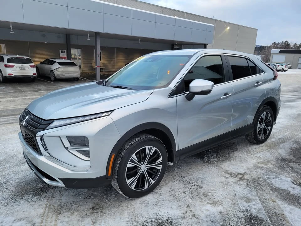 2022 Mitsubishi Eclipse Cross - Image 3 of 4