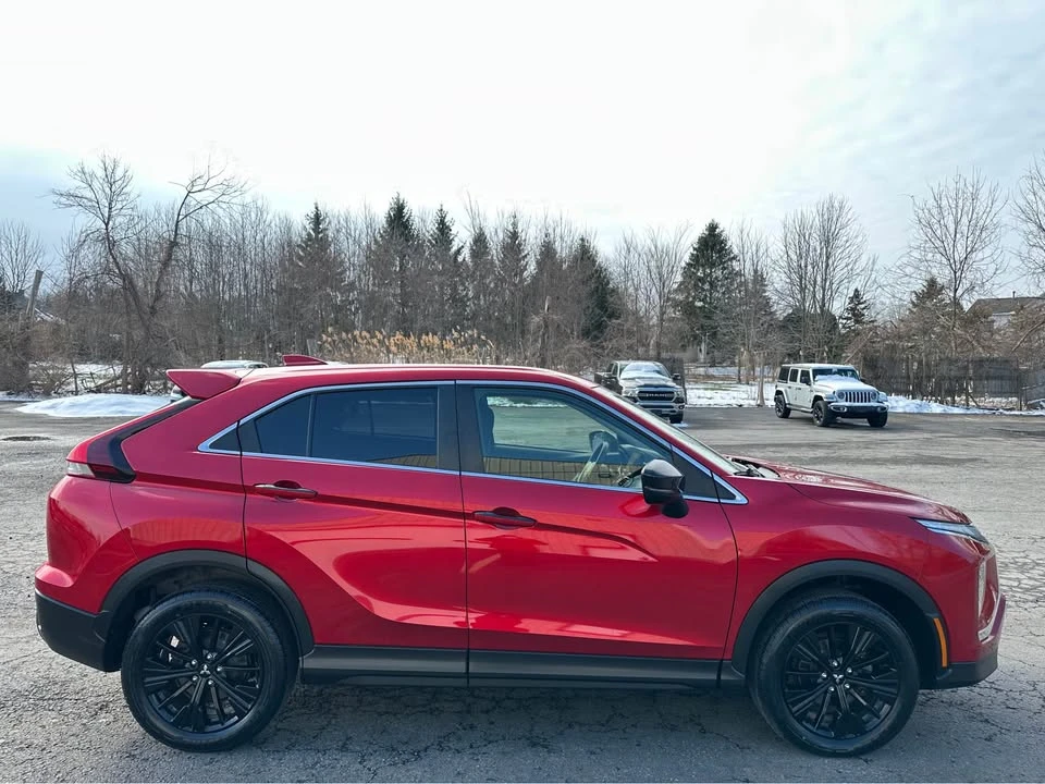 2022 Mitsubishi Eclipse Cross - Image 6 of 11