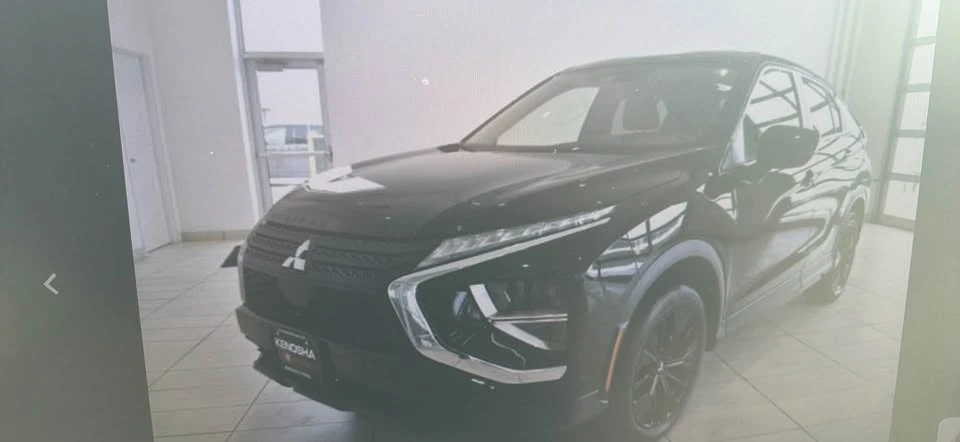 2022 Mitsubishi Eclipse Cross - Image 3 of 10