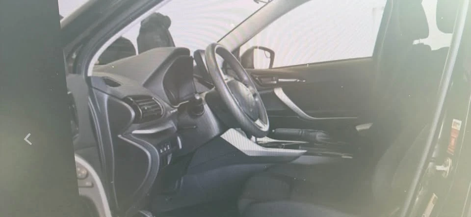 2022 Mitsubishi Eclipse Cross - Image 9 of 10