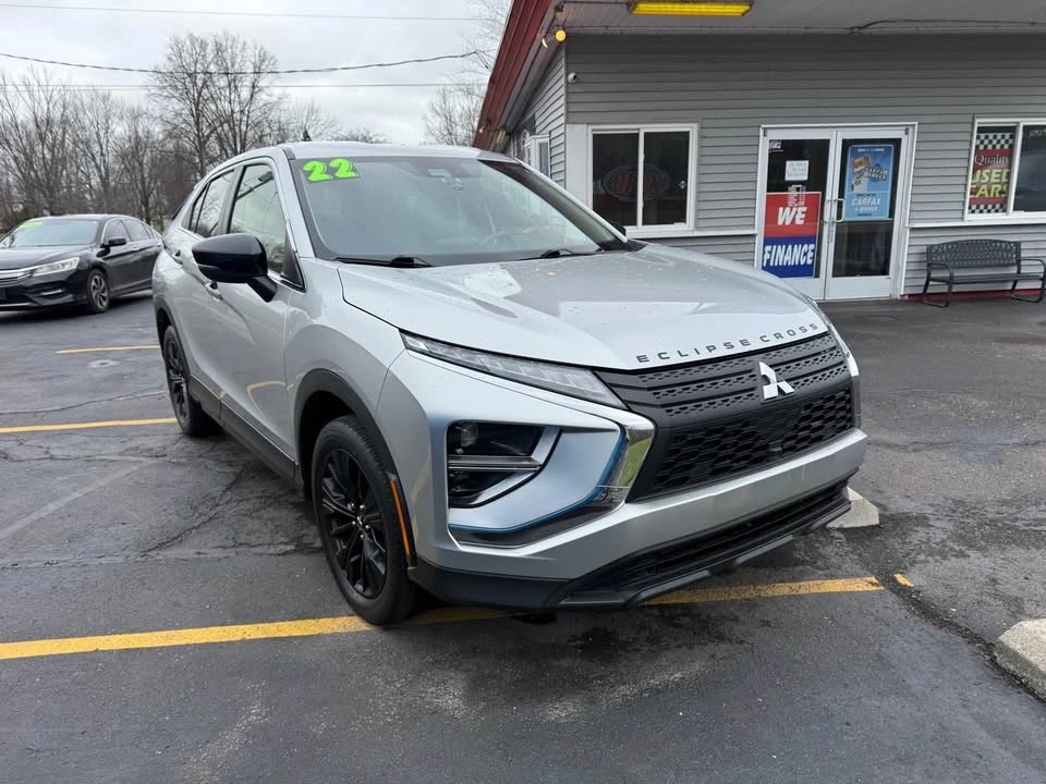 2022 Mitsubishi Eclipse Cross - Image 2 of 19