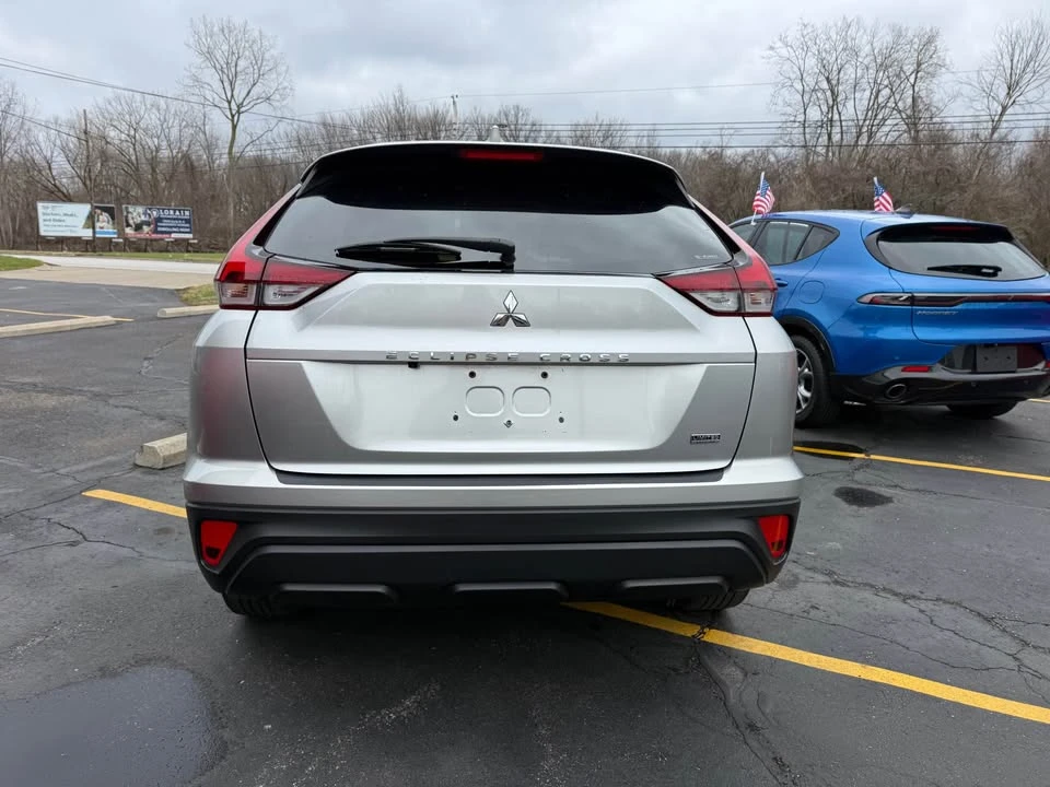 2022 Mitsubishi Eclipse Cross - Image 6 of 19