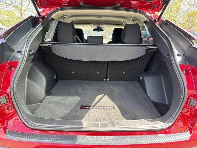 2022 Mitsubishi Eclipse Cross - Image 17 of 18